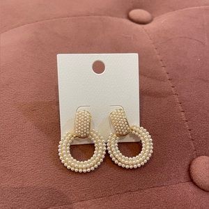 NWT never worn earring